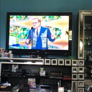 Meet your Posher, Charles